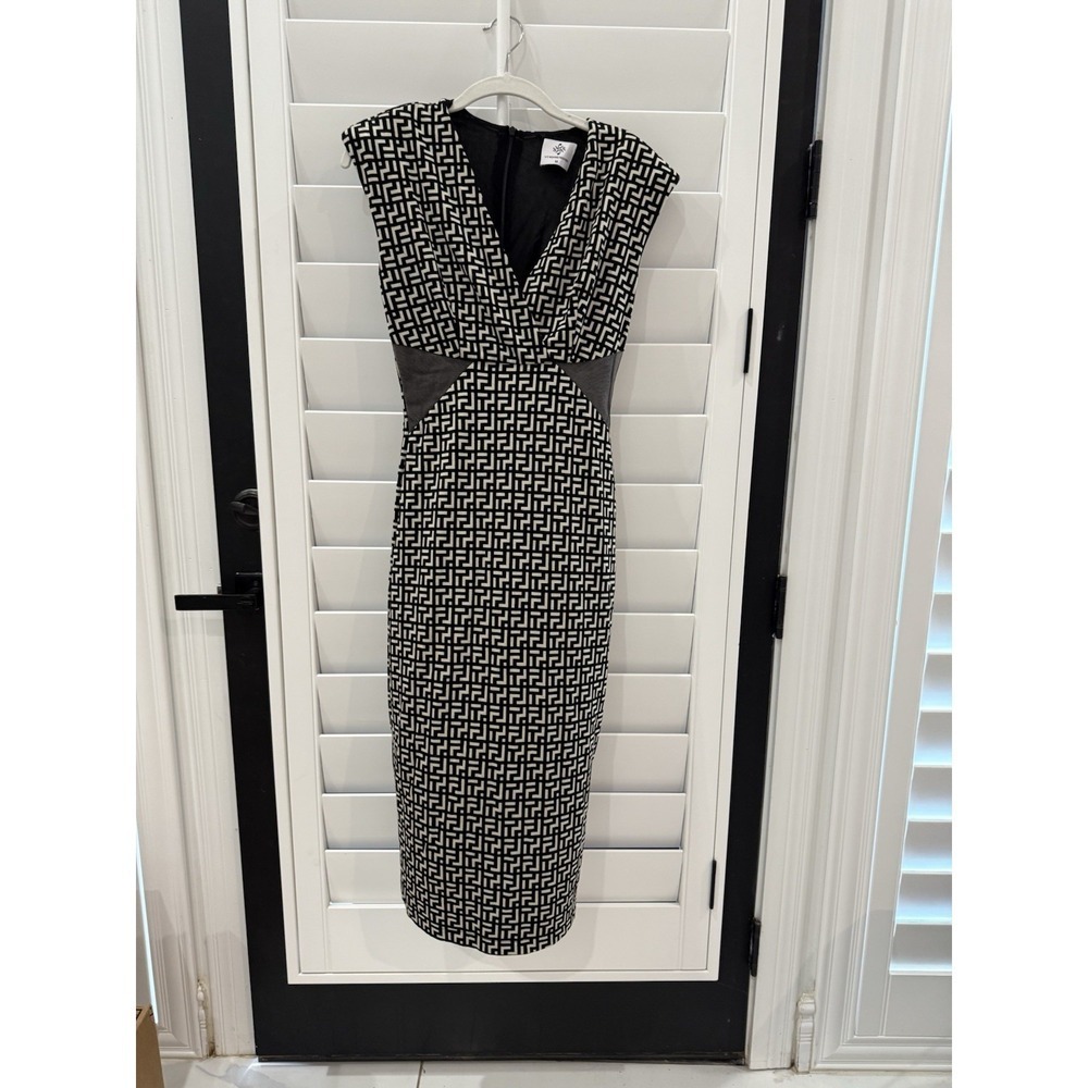 V Hoan NHuyen Women's Midi dress Size M Black and White
